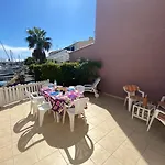 Будинок відпочинку New Year Oportoducap In Cap Dagde Агд